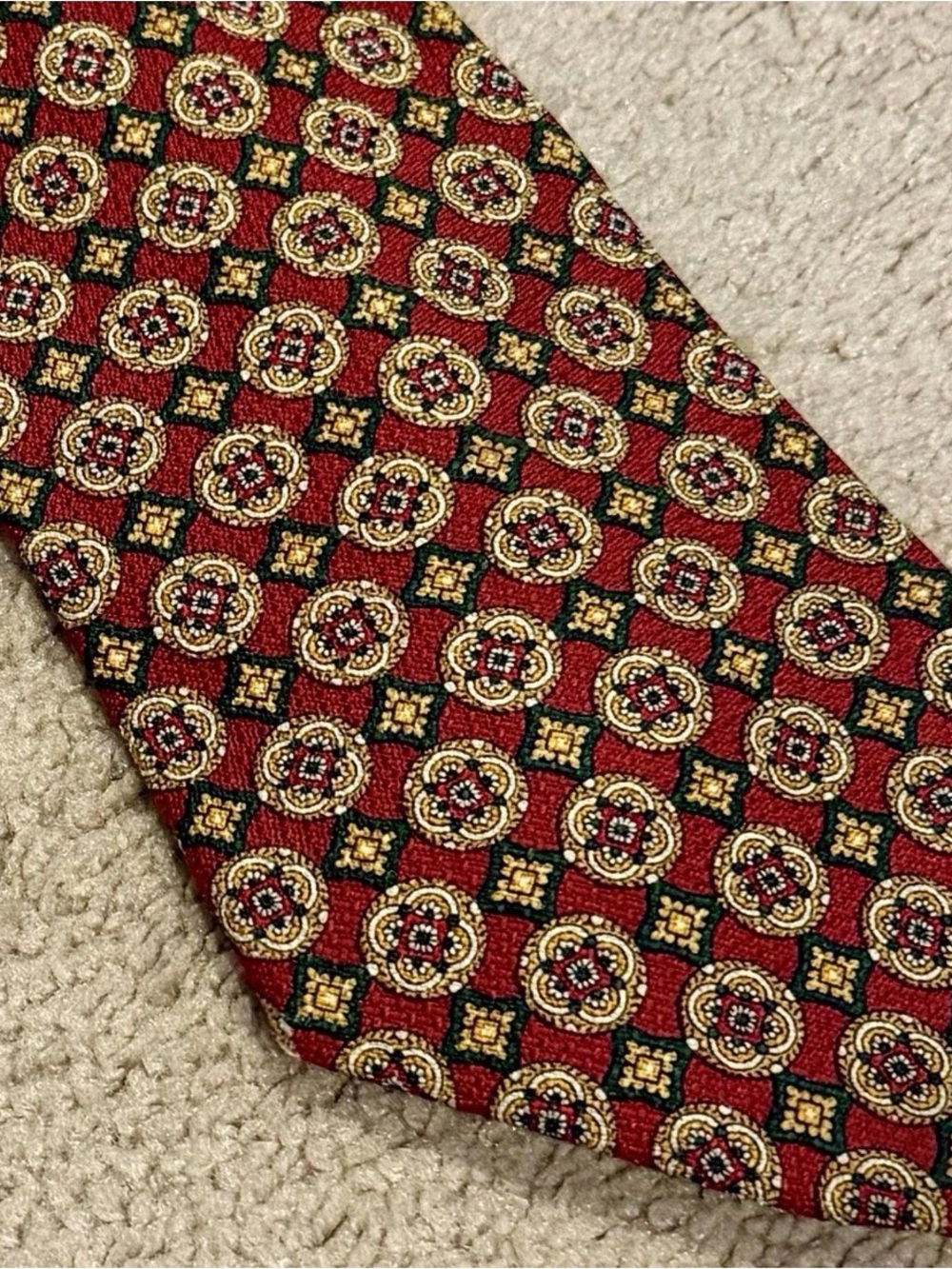 Tommy Hilfiger Luxury Tie Red Green Yellow Geometric Pattern 100% Silk Necktie